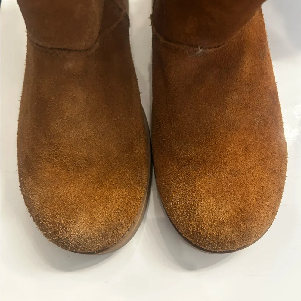 Universal Thread warm brown